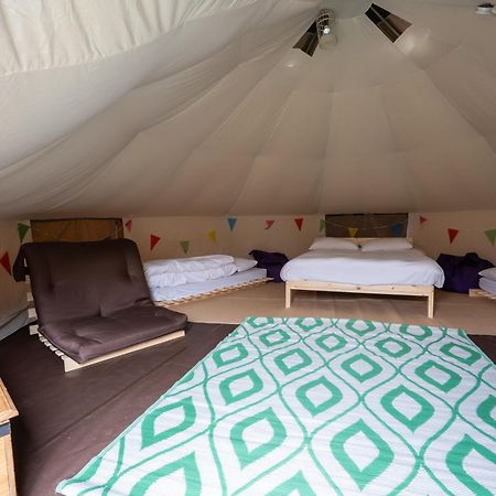 Yha Beer Hostel Сийтън Екстериор снимка