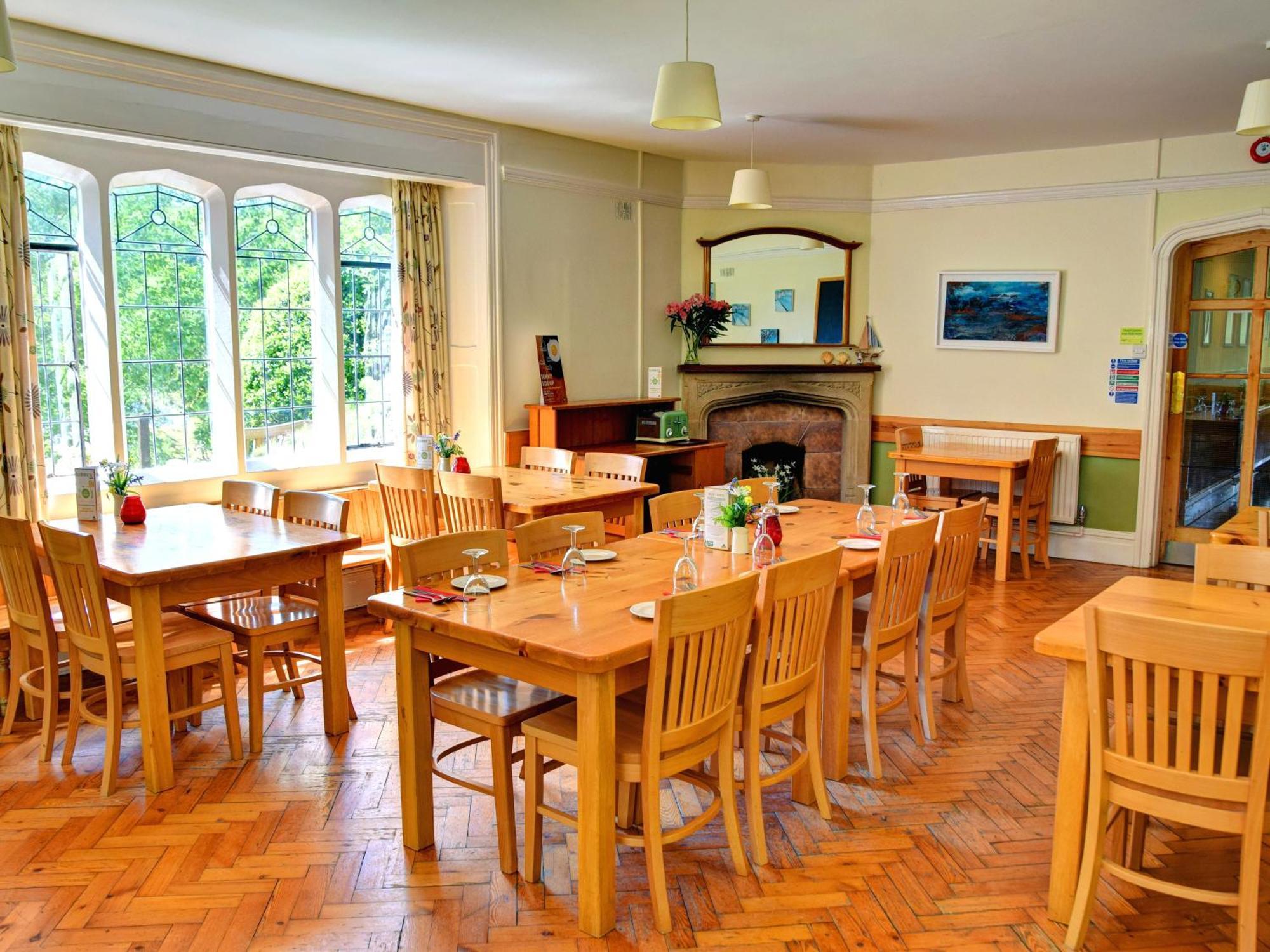 Yha Beer Hostel Сийтън Екстериор снимка