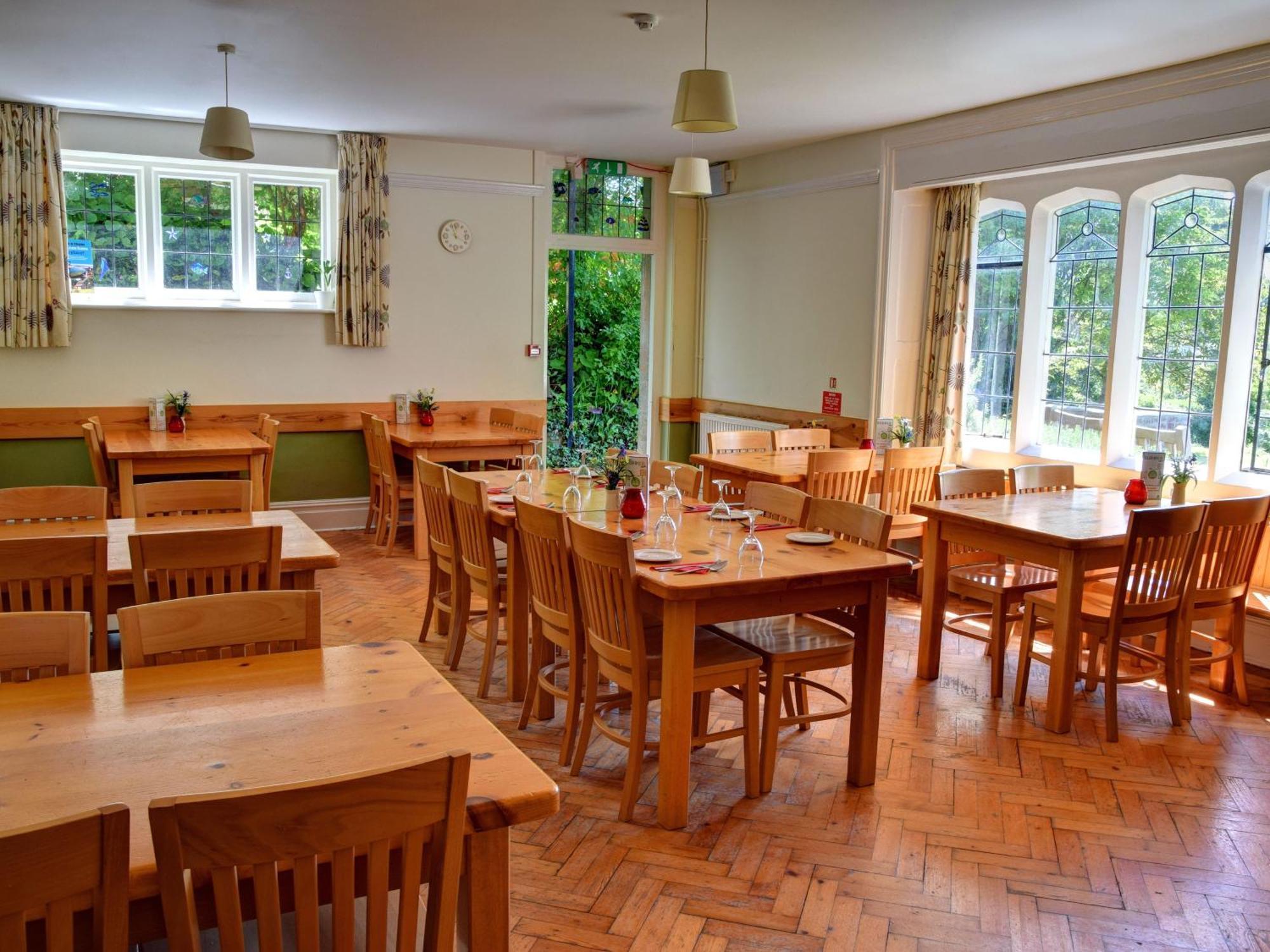 Yha Beer Hostel Сийтън Екстериор снимка